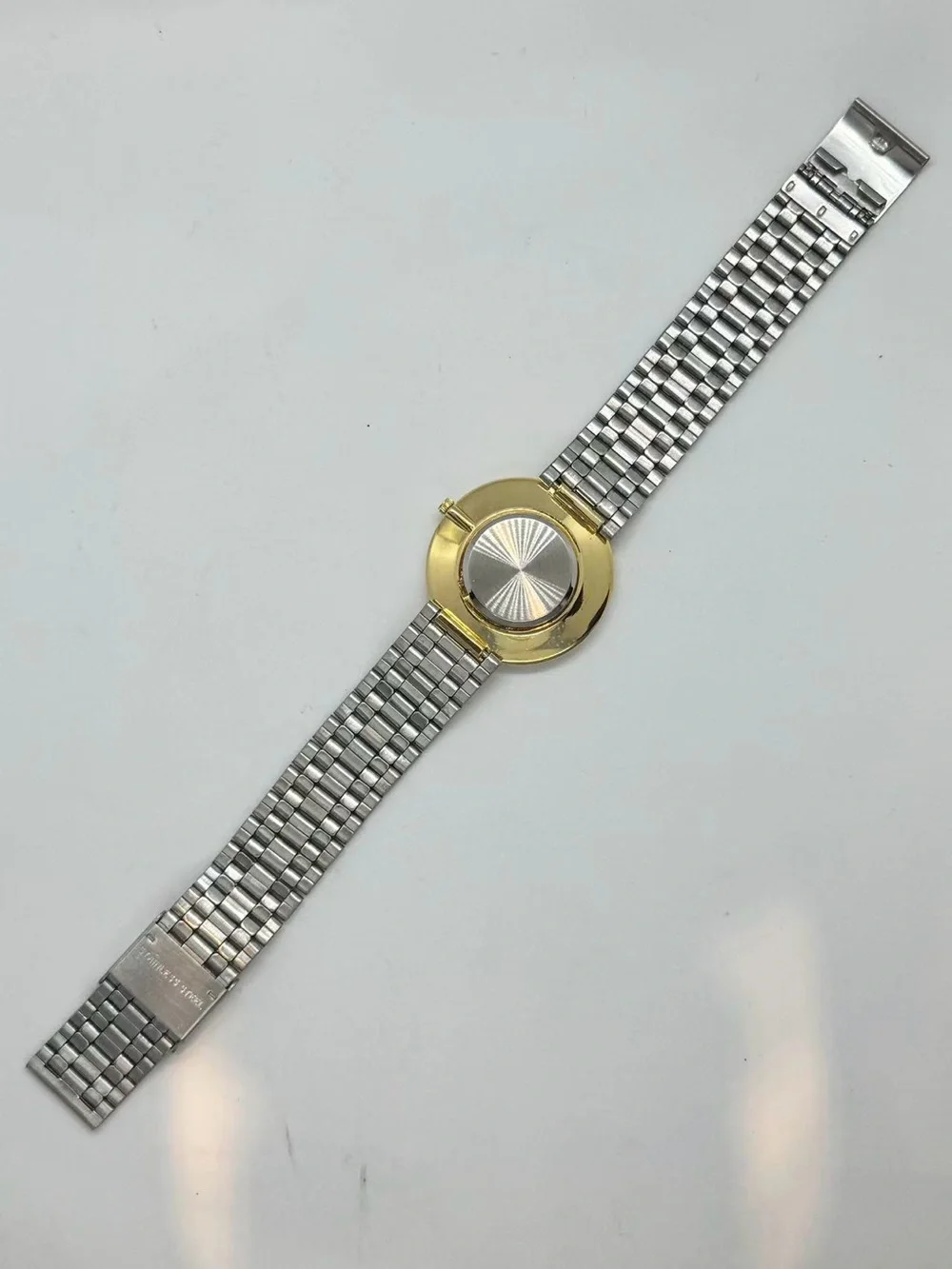 Vintage Seiko Quartz Men’s Watch Gold Tone Roman Numeral 31mm New Battery Runs